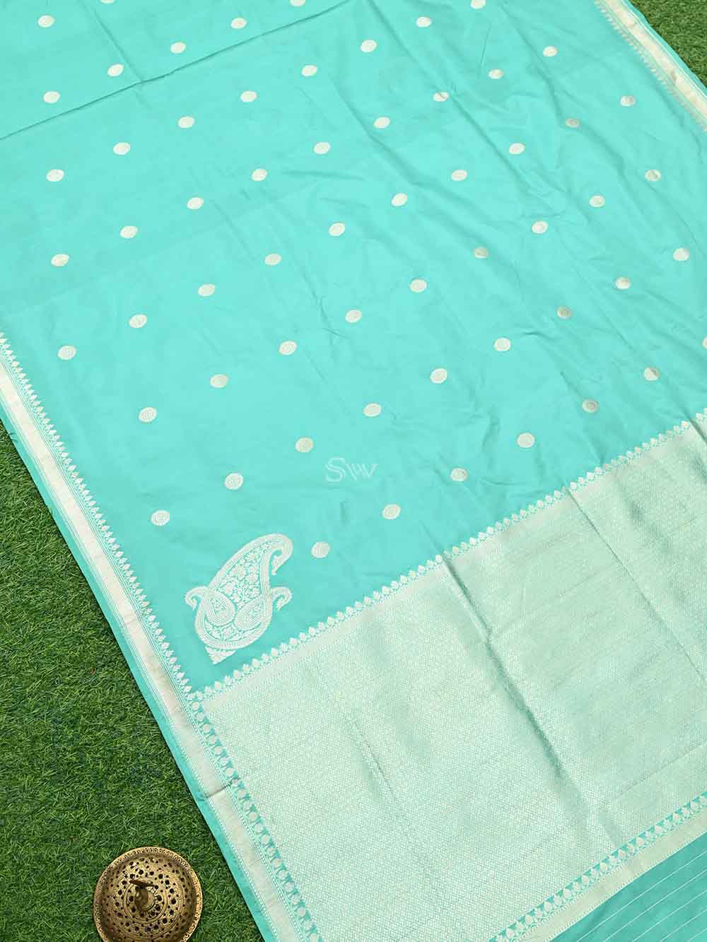 Sea Green Konia Katan Silk Handloom Banarasi Saree - Sacred Weaves