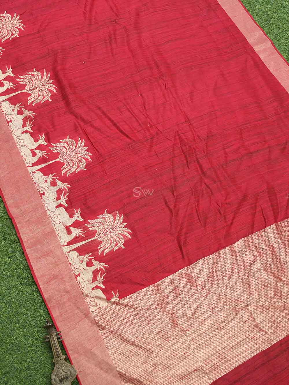 Red Plain Dupion Silk Handloom Banarasi Saree - Sacred Weaves