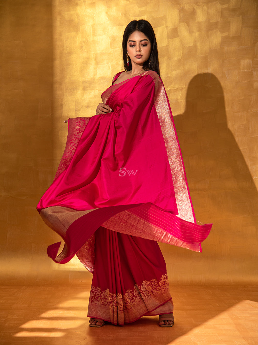 Magenta Plain Satin Silk Handloom Banarasi Saree - Sacred Weaves