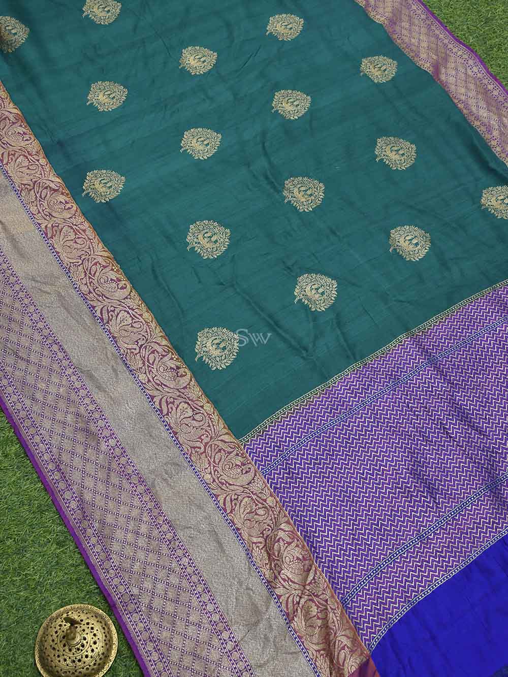 Dark Green Tussar Silk Handloom Banarasi Saree - Sacred Weaves