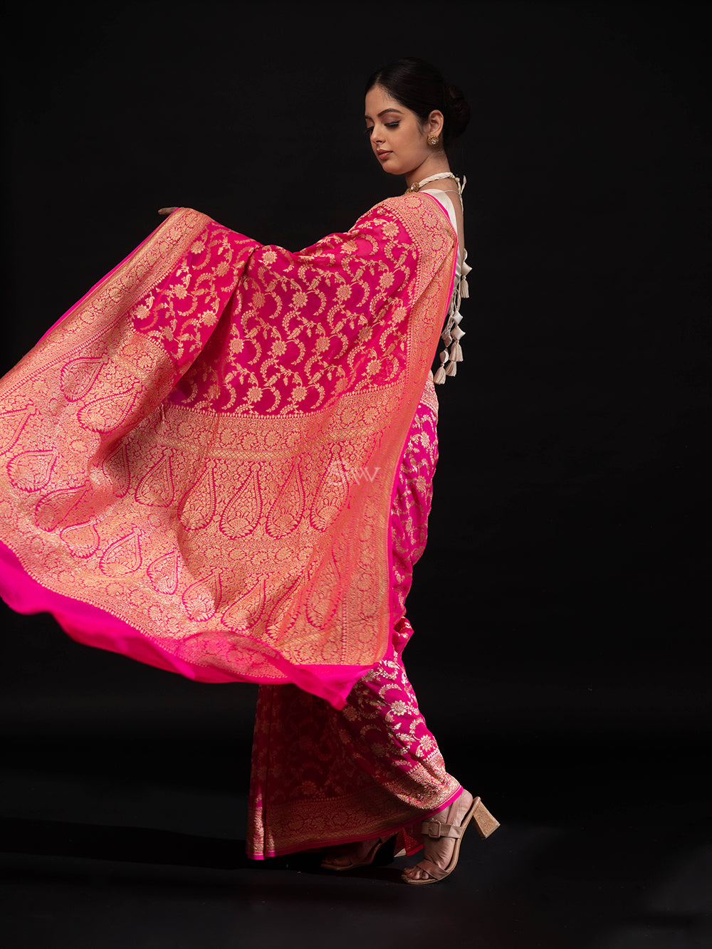 Bright Pink Jaal Khaddi Georgette Handloom Banarasi Saree - Sacred Weaves