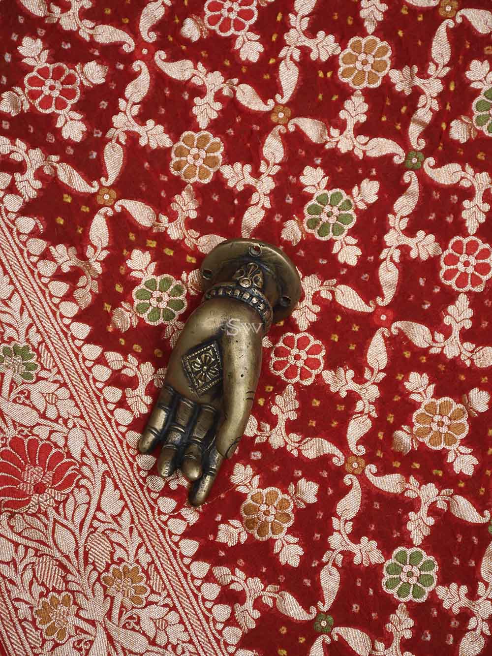Red Meenakari Bandhani Khaddi Georgette Handloom Banarasi Saree - Sacred Weaves