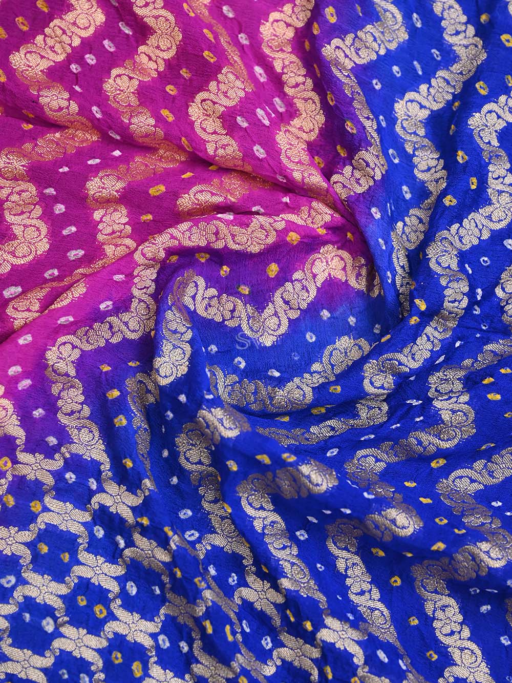 Blue Magenta Bandhani Khaddi Georgette Handloom Banarasi Saree - Sacred Weaves