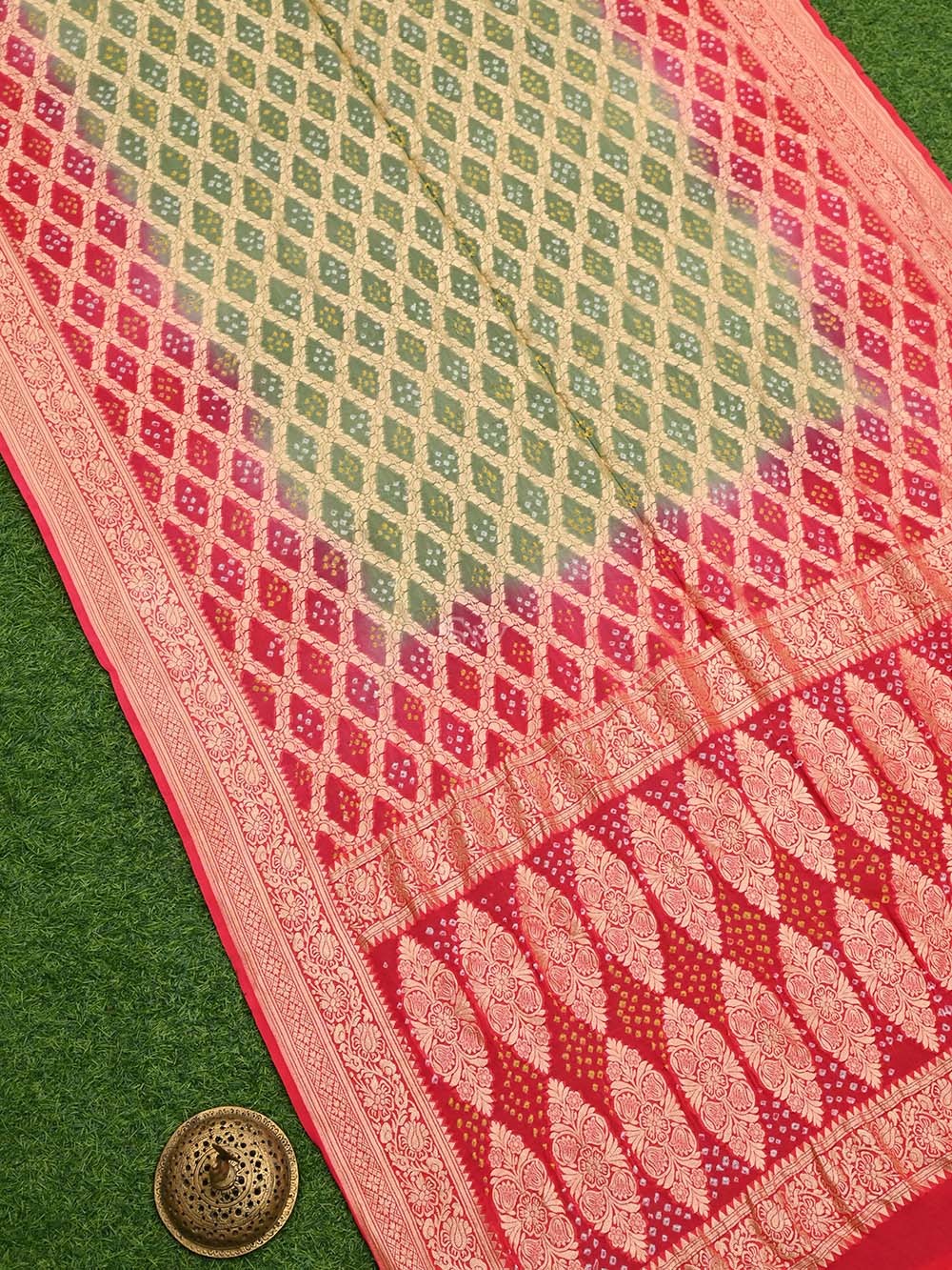 Dark Pink Green Bandhani Khaddi Georgette Handloom Banarasi Saree - Sacred Weaves