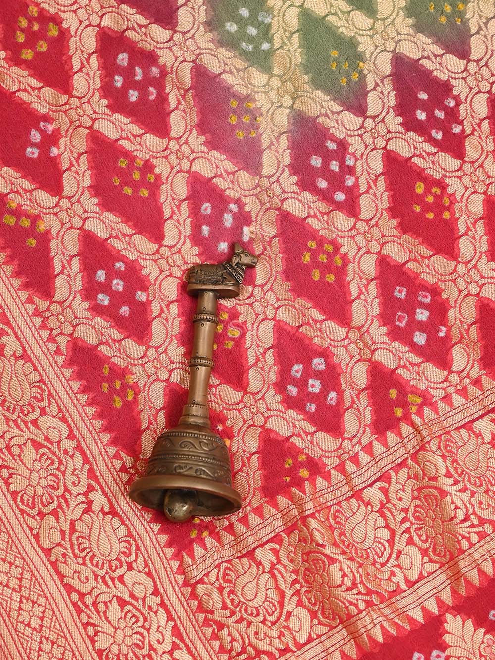 Dark Pink Green Bandhani Khaddi Georgette Handloom Banarasi Saree - Sacred Weaves