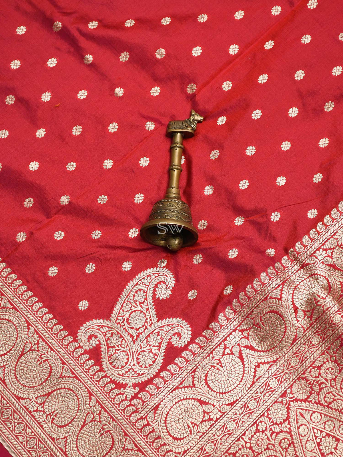 Red Booti Katan Silk Handloom Banarasi Dupatta - Sacred Weaves