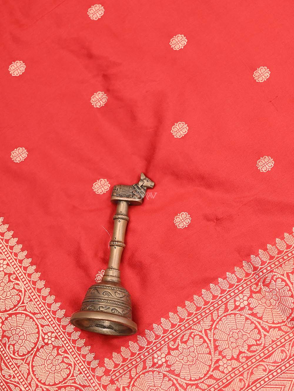 Red Booti Katan Silk Handloom Banarasi Dupatta - Sacred Weaves