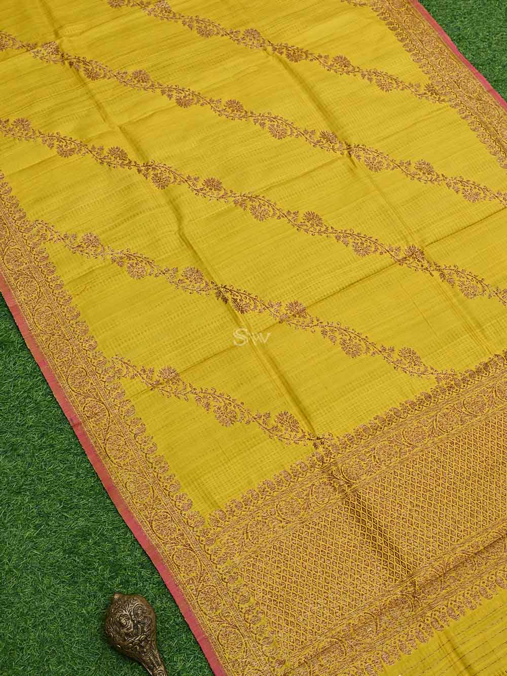 Yellow Dupion Silk Handloom Banarasi Dupatta - Scared Weaves