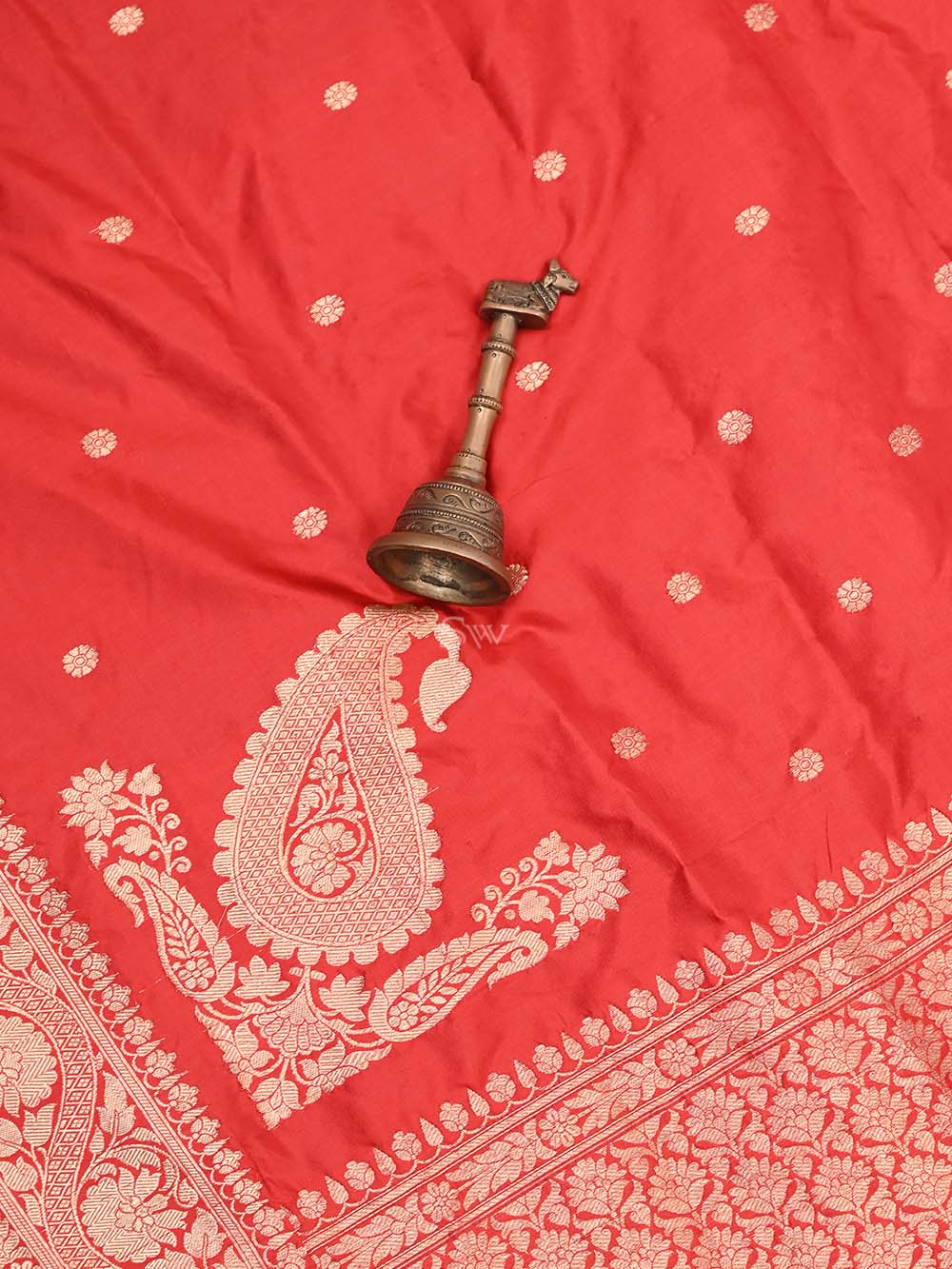 Red Konia Katan Silk Handloom Banarasi Dupatta - Sacred Weaves