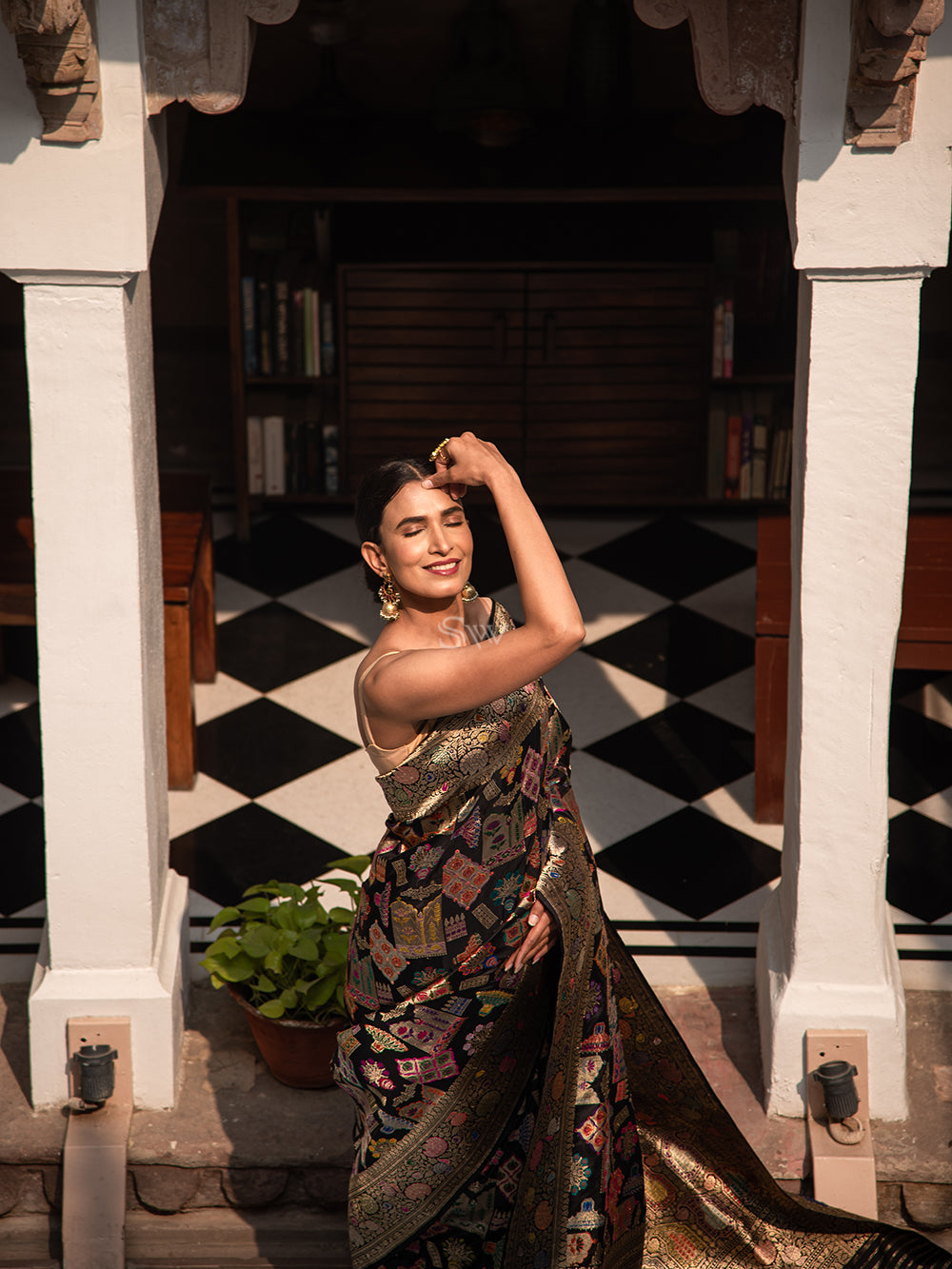 Black Meenakari Katan Silk Handloom Banarasi Saree - Sacred Weaves