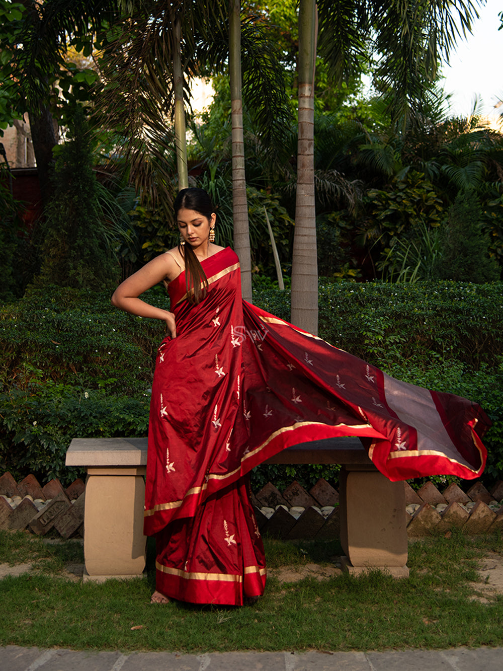 Maroon Meenakari Boota Katan Silk Handloom Banarasi Saree - Sacred Weaves