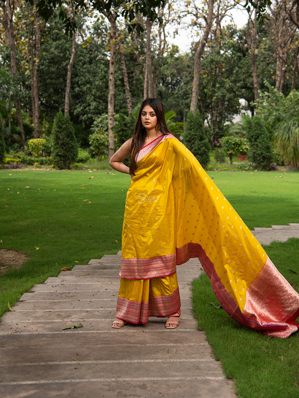Yellow Booti Katan Silk Handloom Banarasi Saree - Sacred Weaves