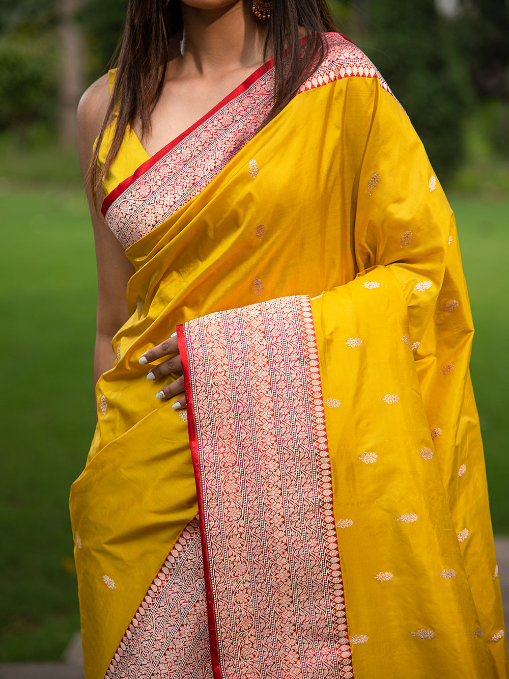 Yellow Booti Katan Silk Handloom Banarasi Saree - Sacred Weaves