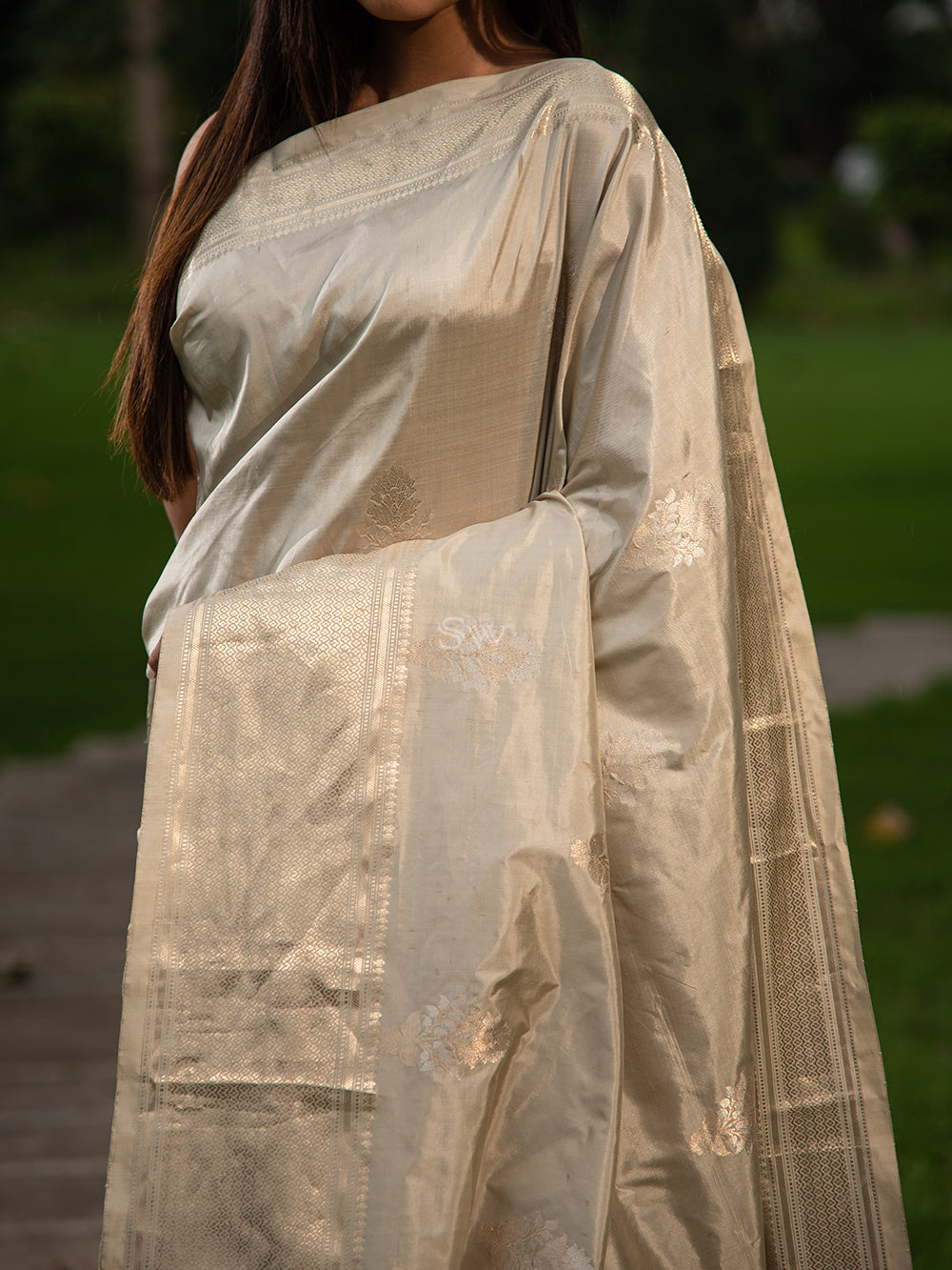 Light Grey Boota Katan Silk Handloom Banarasi Saree - Sacred Weaves