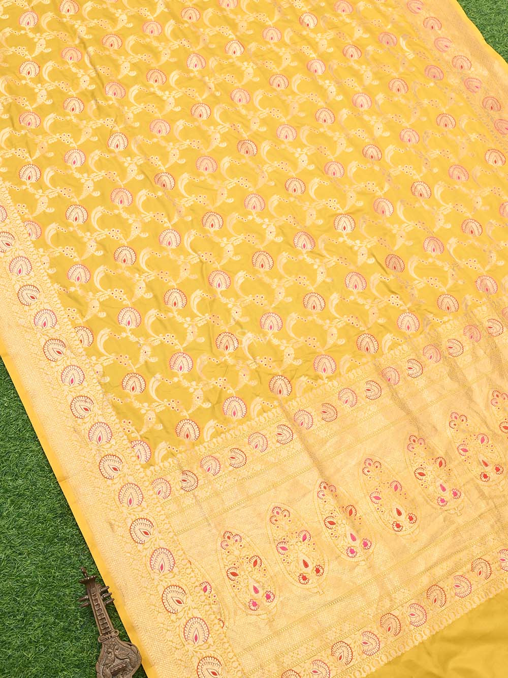 Yellow Jaal Katan Silk Handloom Banarasi Dupatta - Sacred Weaves