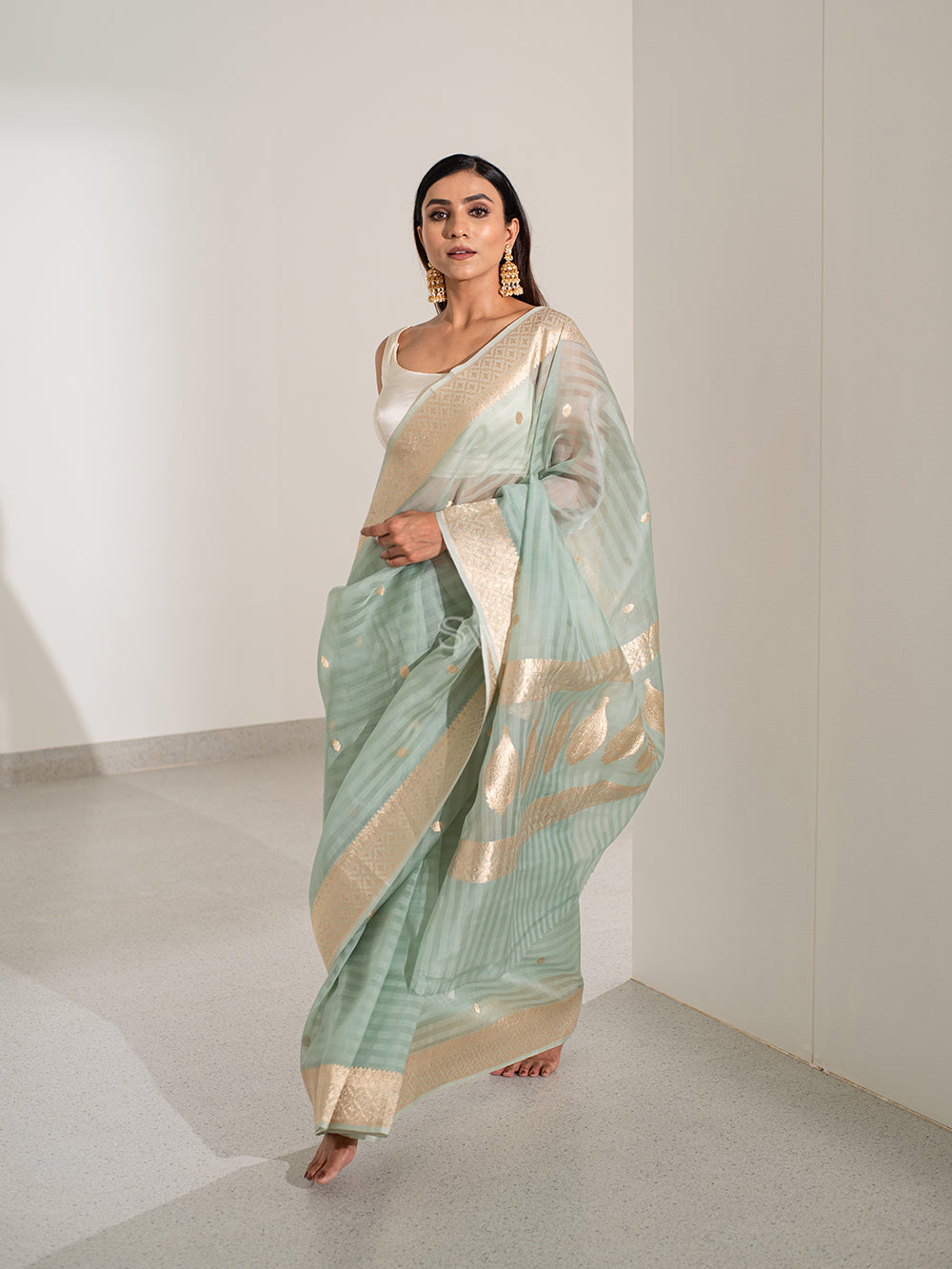 Pastel Sea Green Booti Organza Handloom Banarasi Saree - Sacred Weaves