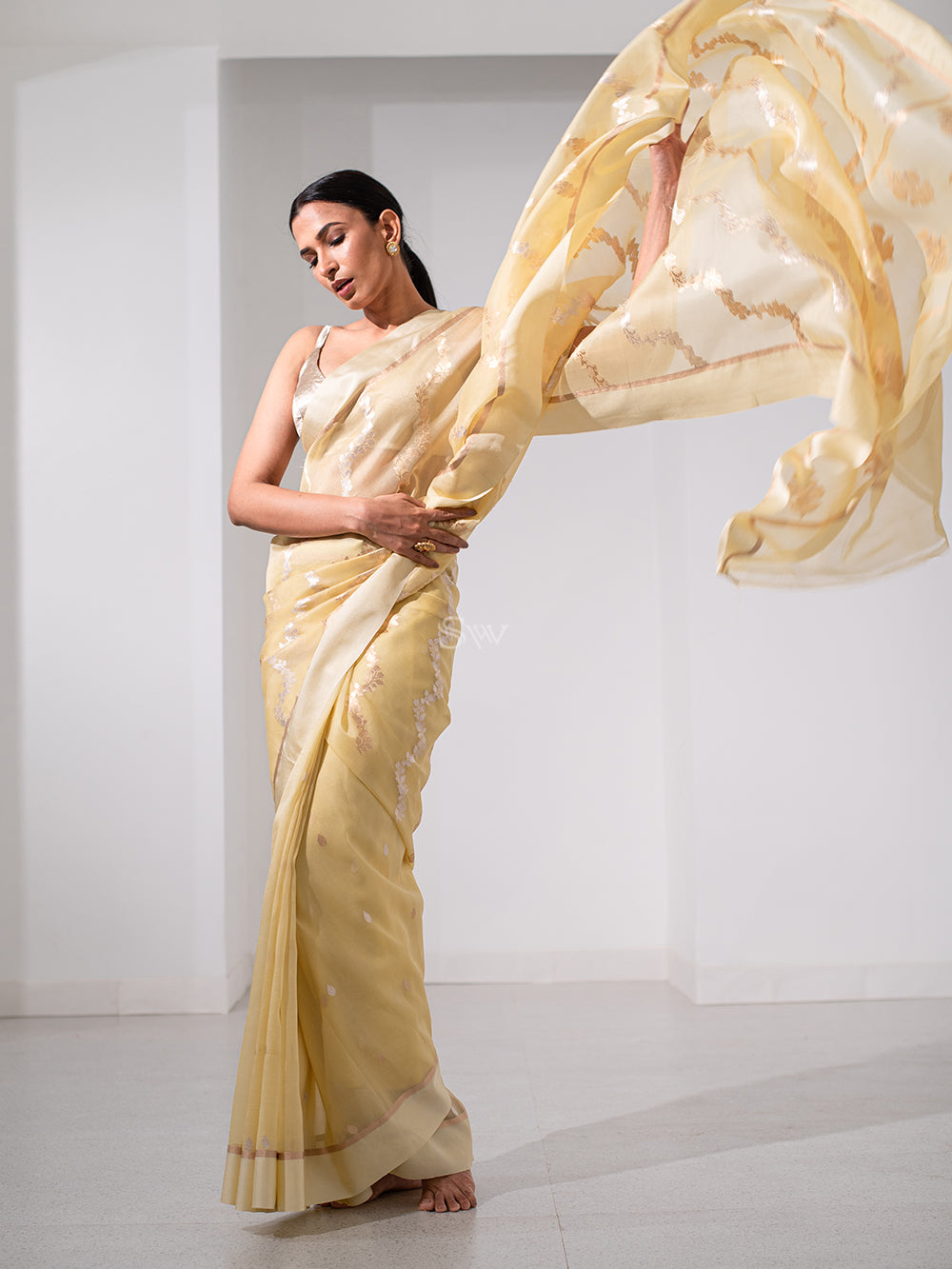 Yellow Organza Handloom Banarasi Saree - Sacred Weaves