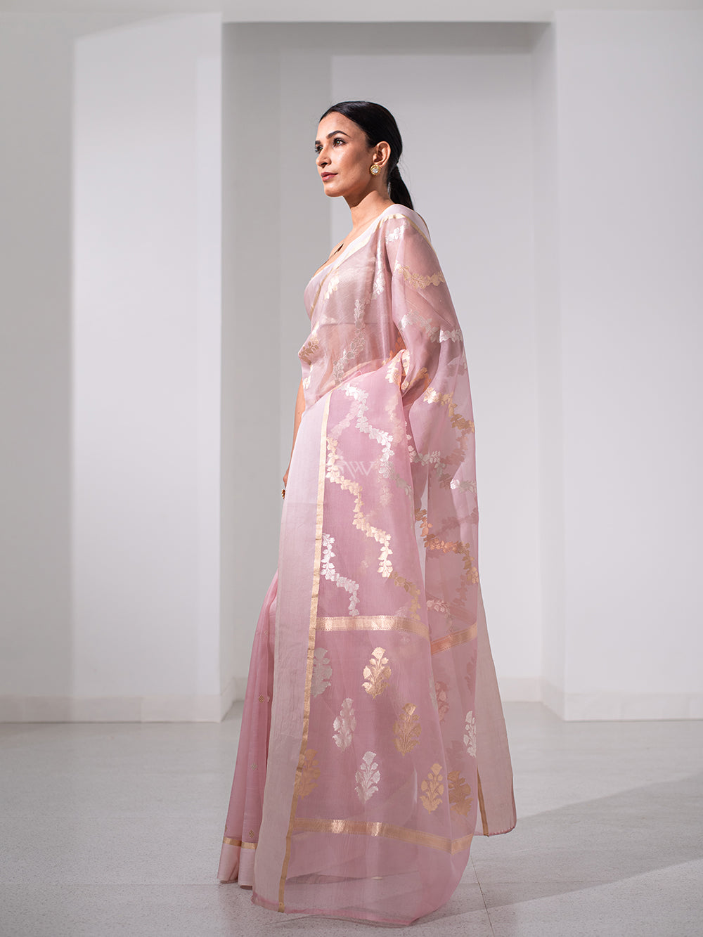 Pastel Pink Organza Handloom Banarasi Saree - Sacred Weaves