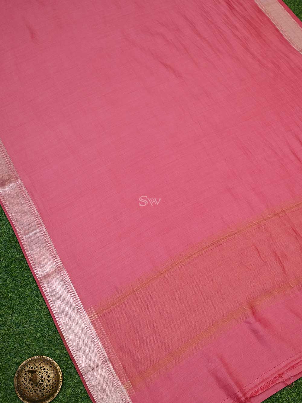 Coral Pink Chiniya Silk Handloom Banarasi Saree - Sacred Weaves