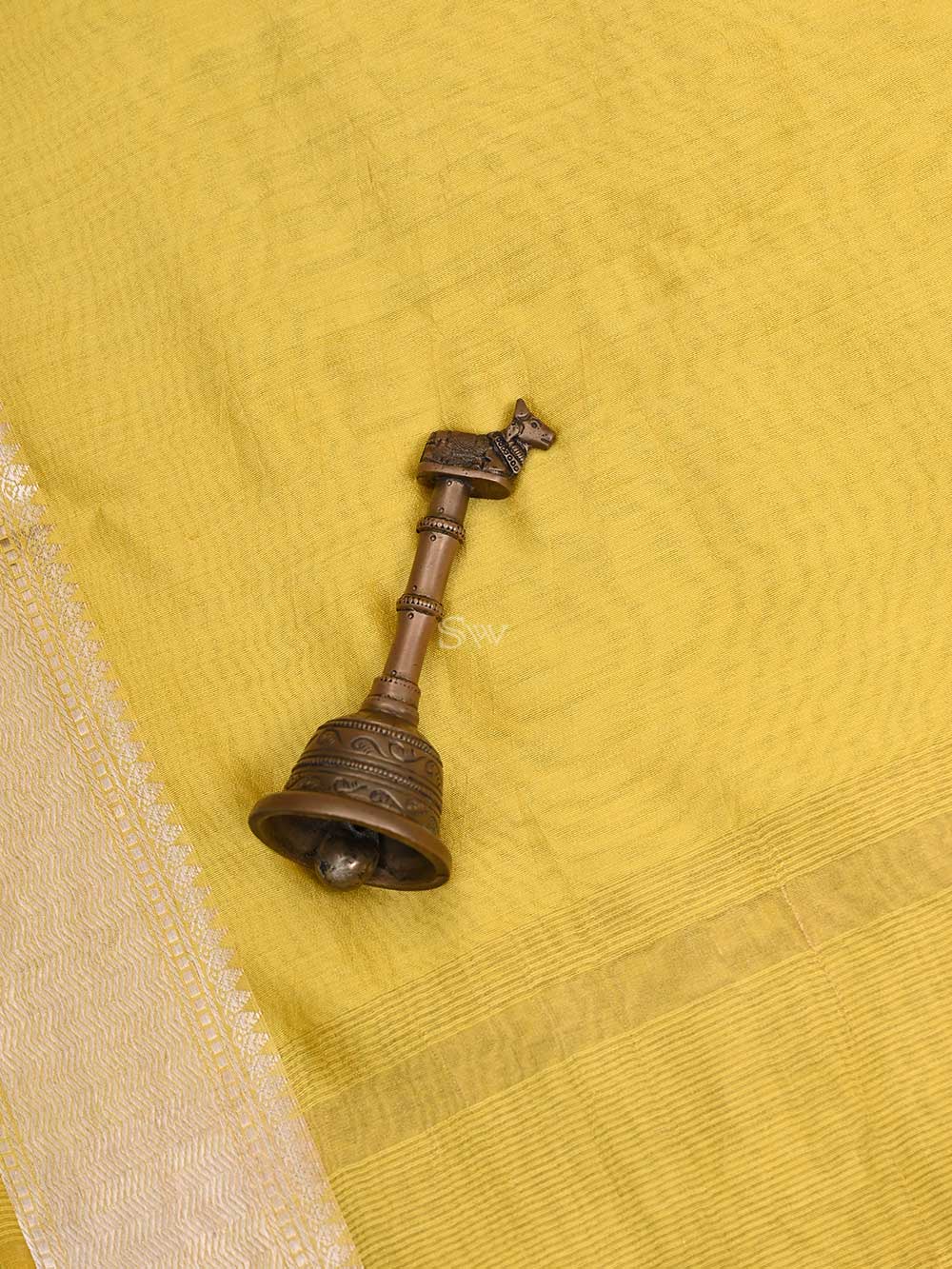 Yellow Chiniya Silk Handloom Banarasi Saree - Sacred Weaves