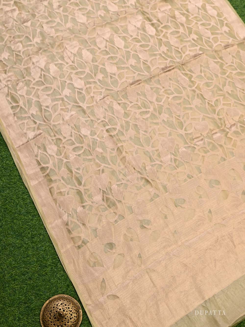Lilac Chiniya Silk Handloom Banarasi Suit - Sacred Weaves